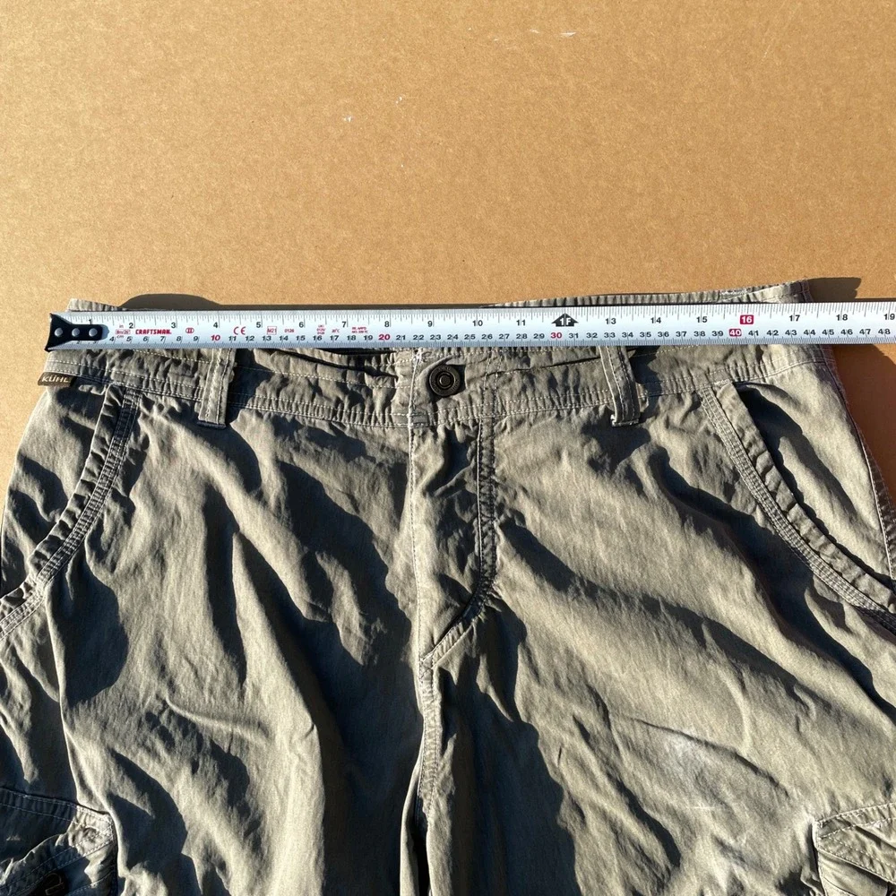 Kuhl Cargo Shorts Mens 34 Gray Hiking Camping Crag Series Cotton Nylon Blend